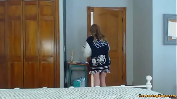 Brooke Marie, Sub-español roleplay. “Porrista embarazada exprime el semen a su entrenador”