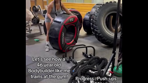 Let’s see how a 46 year old Bodybuilder like me trains at the gym !EFC Evans Fitness ClubGeorgia Outfit bom …