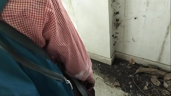 Indian Desi College school girl calling her boyfriend to fucked with huge cock when she is alone in classroom