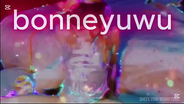 Bonneyuwu – haciendo deporte