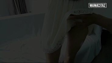 Thick Asian Babe Sucks Cock and Gets Her Pussy Pounded in Hotel